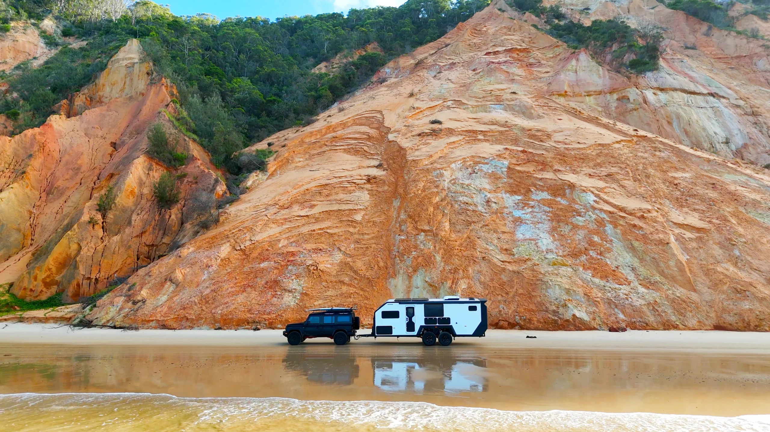 Bruder ADX-21 Offroad Caravan