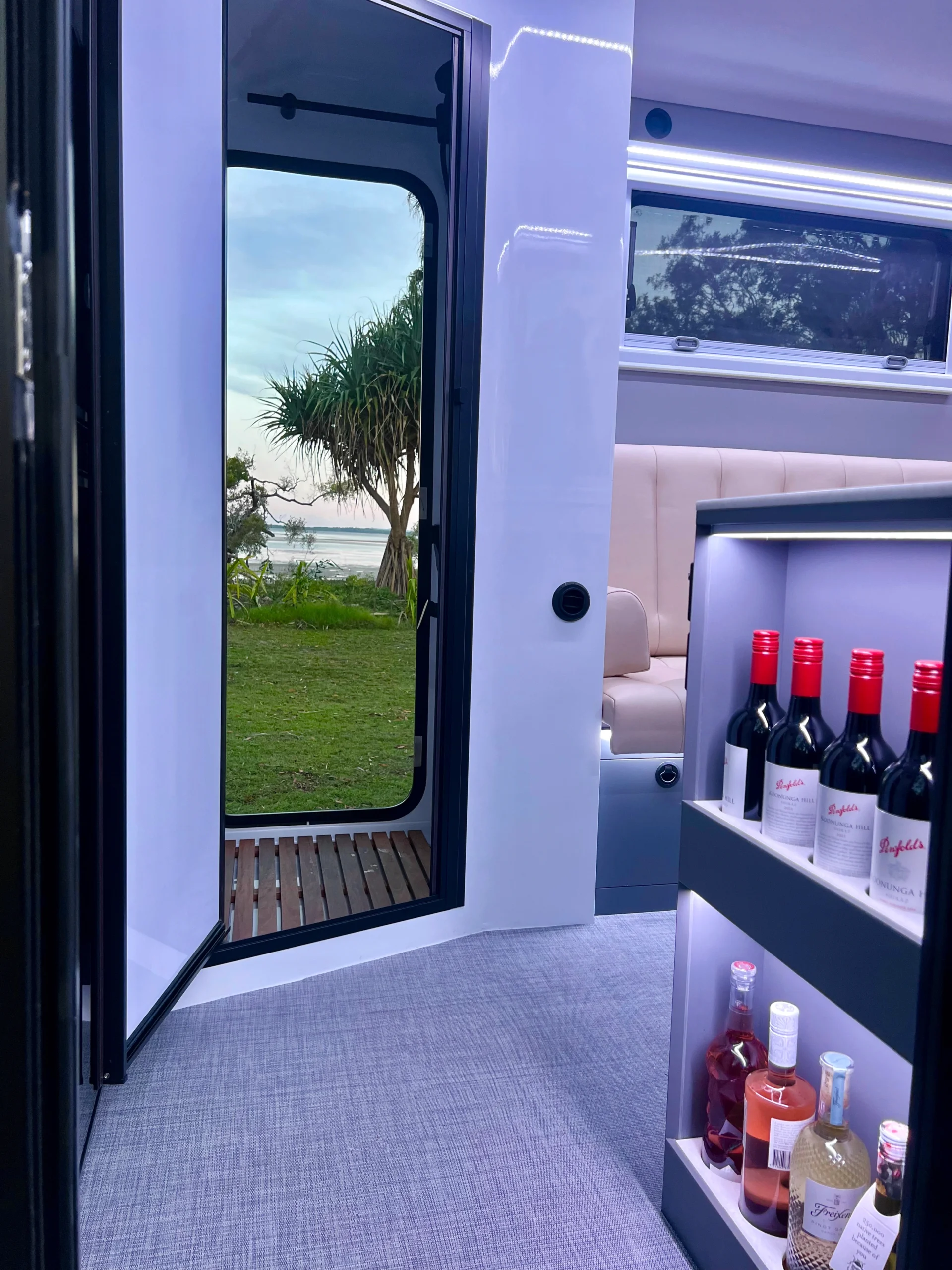 Bruder Offroads Exklusives Zwei-Türen-System