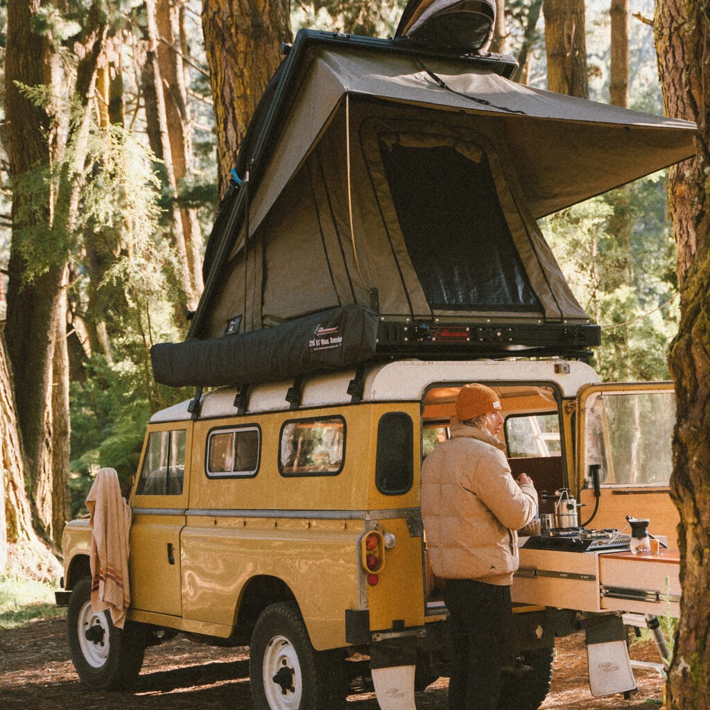 The bush company AX27 Clamshell Rooftop Tent Marketing 7